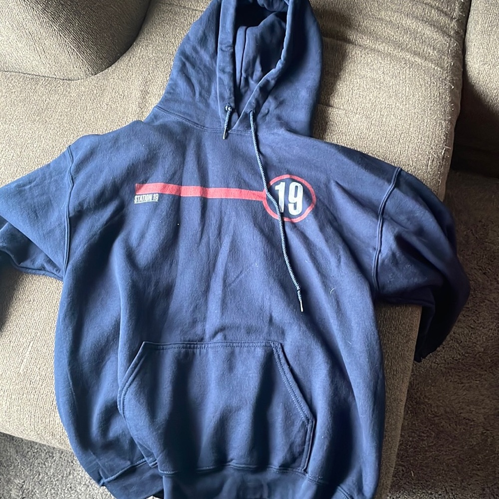 Station 19 sweatshirt size large